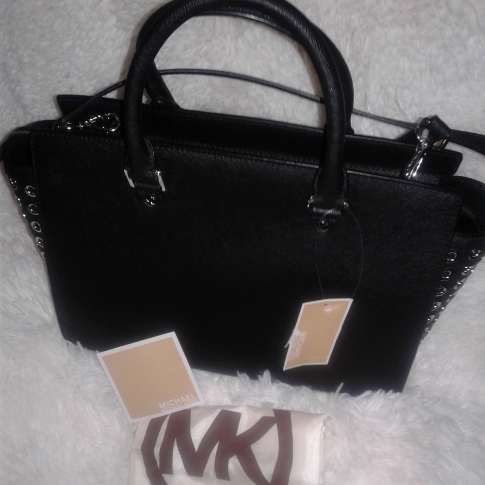 Michael Kors Satchel - Picture 3 of 7